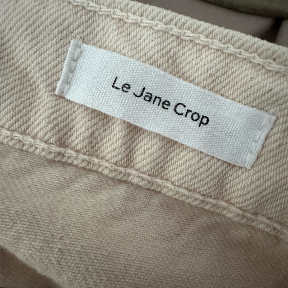FRAME • Le Jane Crop Jeans in Stoned Nude Pink - Picture 9 of 12